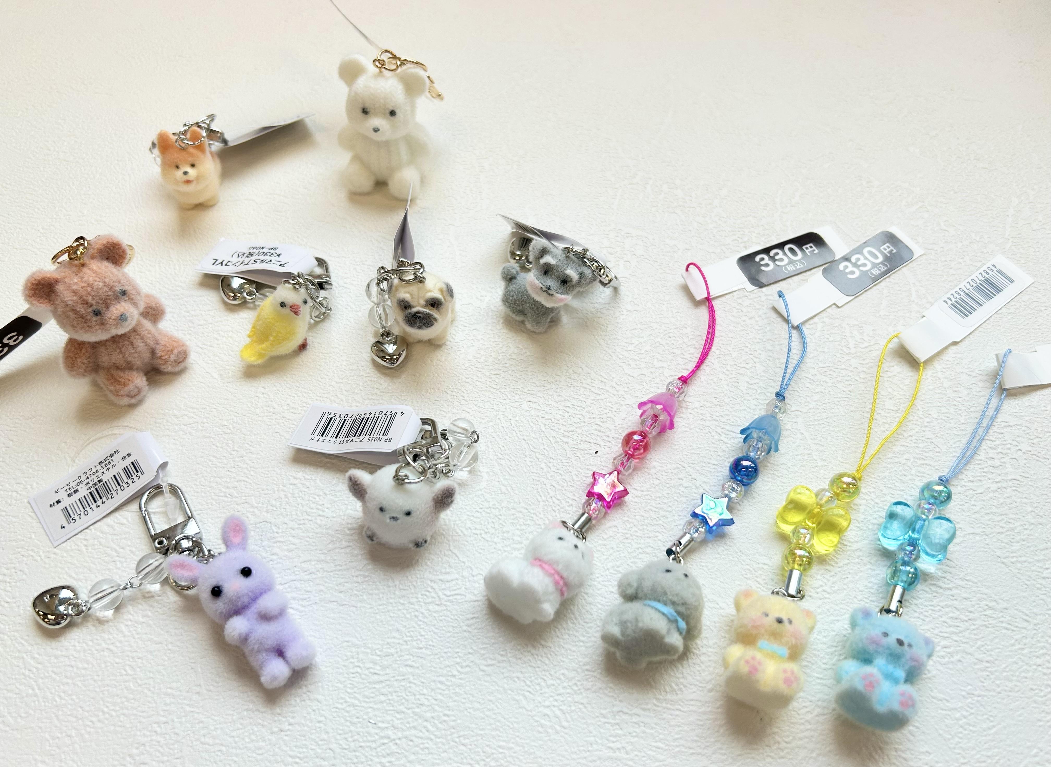 触りたくなる可愛いさ♡フロッキーストラップが入荷しました！